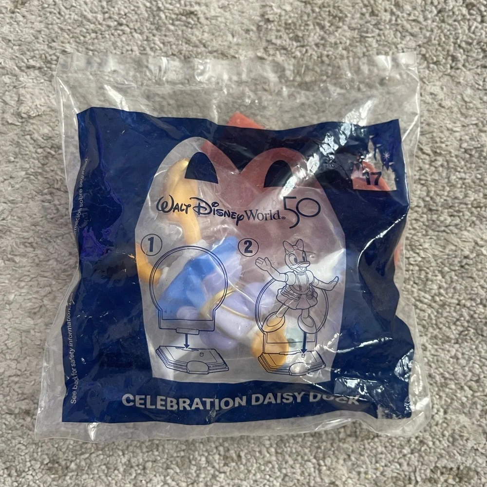 Walt Disney World 50th Anniversary Celebration Daisy Duck Toy